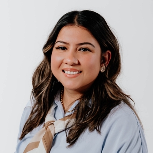 Azalia Suarez, Independent Insurance Agent