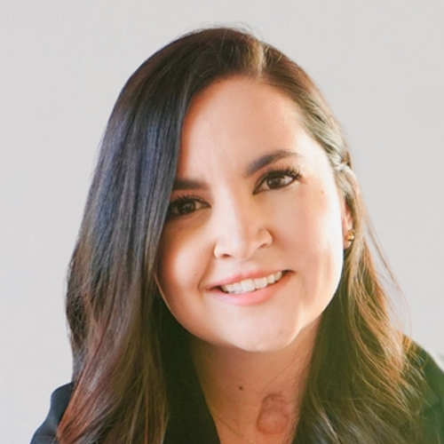 Berenice Reyes, Comparion Insurance Agent