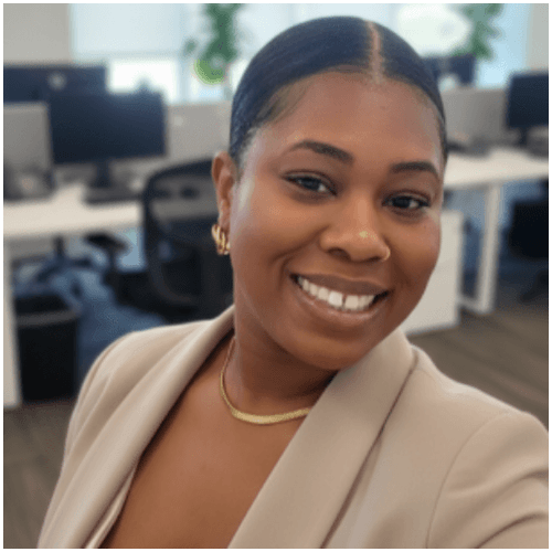 Charea Brown, Comparion Insurance Agent