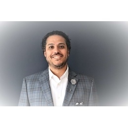 Christopher Fontes, Comparion Insurance Agent