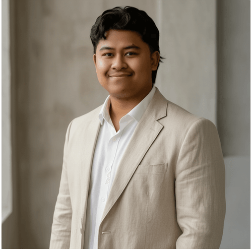 Darayun Yean, Comparion Insurance Agent