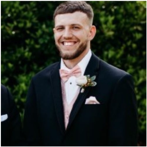 Dustin Hayes, Comparion Insurance Agent