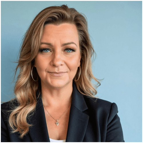 Karina Valera, Comparion Insurance Agent