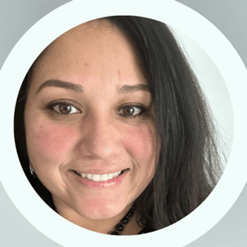 Magda Williams, Comparion Insurance Agent