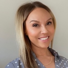Sarah Murry, Insurance Agent