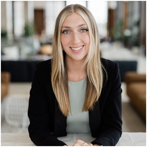 London Jacobs, Comparion Sales Associate