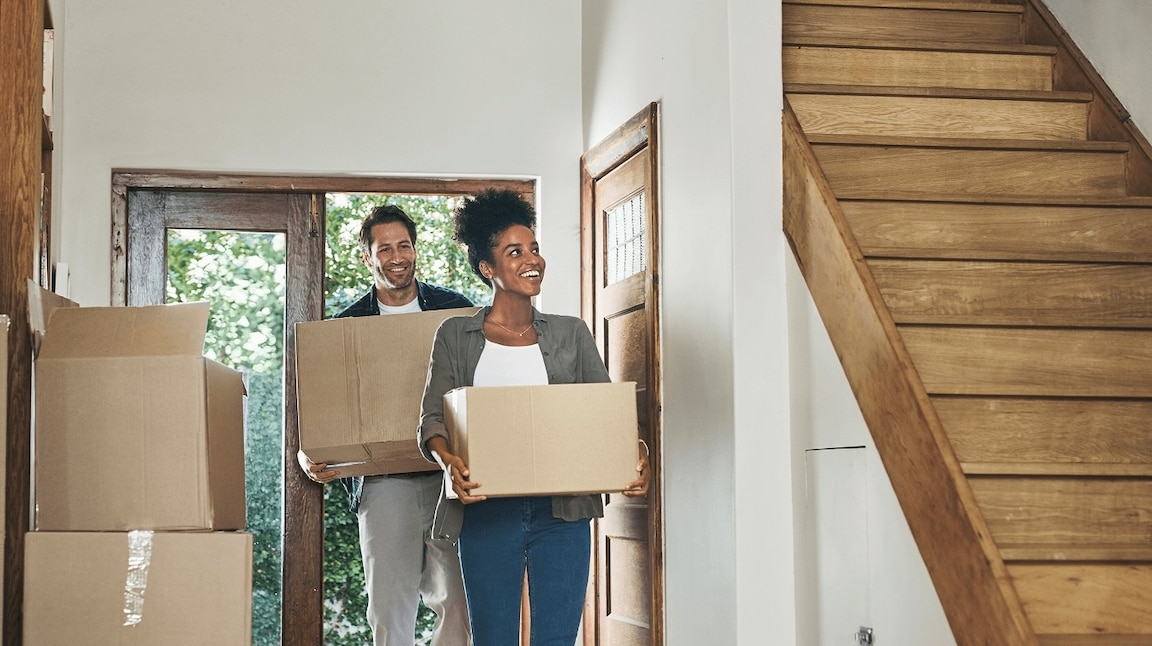 couple moving into their new home