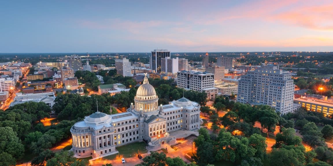 View of the mississippi state capitol building